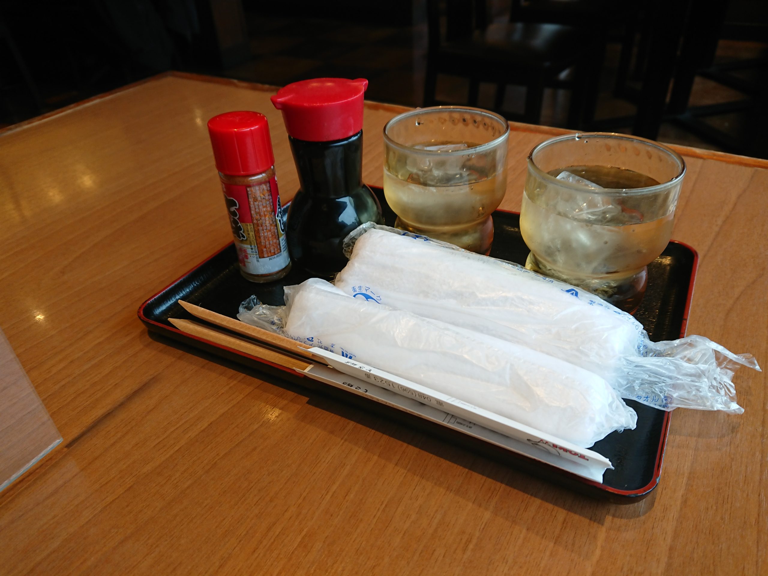 お冷（おひや）